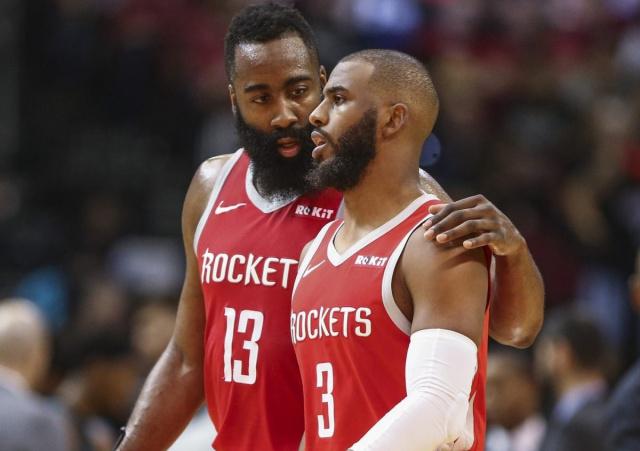 FIFA女足最新排名：中国女足下降一位至世界第17，亚洲第四（FIFA女足排名更新：中国队降至世界第17，位列亚洲第4）