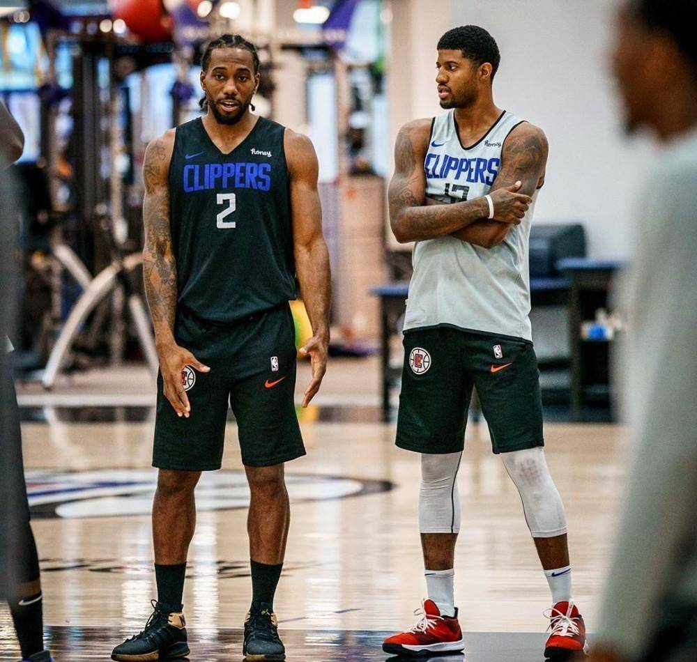 德转身价更新福登仍为8000万欧，本赛季19场9球4助（德转更新：福登身价维持8000万欧，本季19战9球4助）