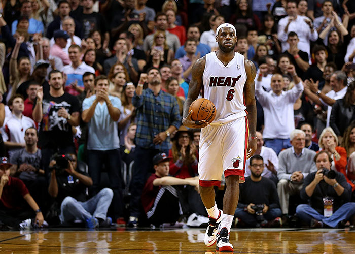 篮球勇士主帅称赞替补群：能量十足（勇士主帅盛赞替补阵容：活力十足）